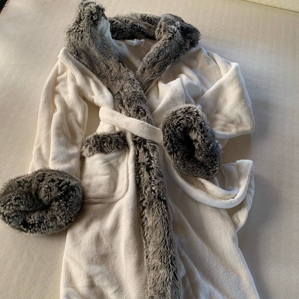 Super cosy robe